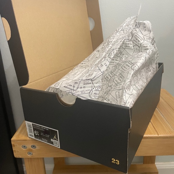 Jordan 1MID “ Take flight “ - Picture 3 of 3